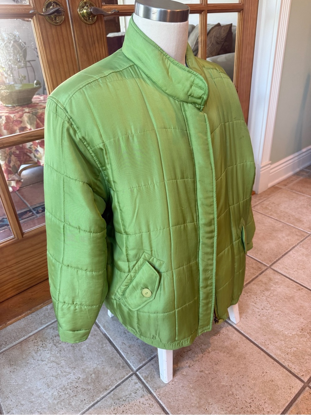Anna And Frank 100% Silk
Bright Lime Green Quilted Puffer Jacket